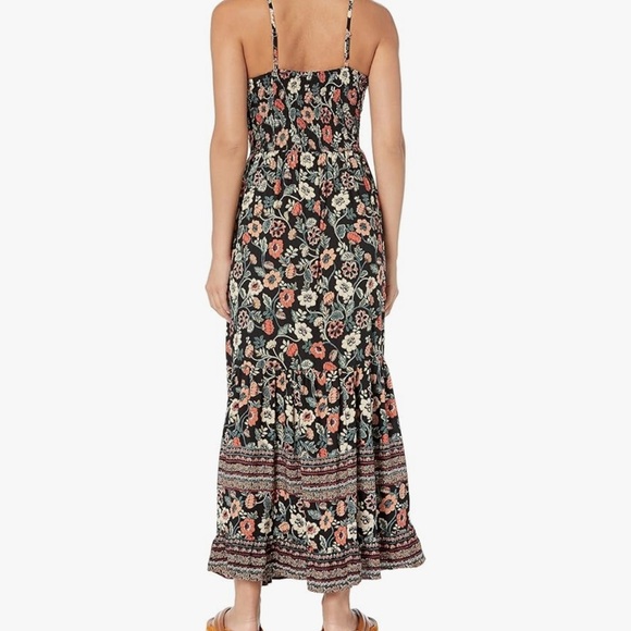 🦋NWT!  Angie Women's Peekaboo Floral Tiered Maxi Dress Deep V-Neck  Size Medium - Picture 2 of 2
